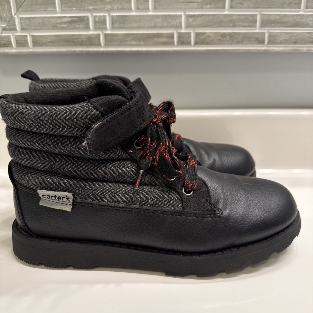 Carter's Boy Boots Shoes Black Boys Size 3 Red Laces Top Gray Accent